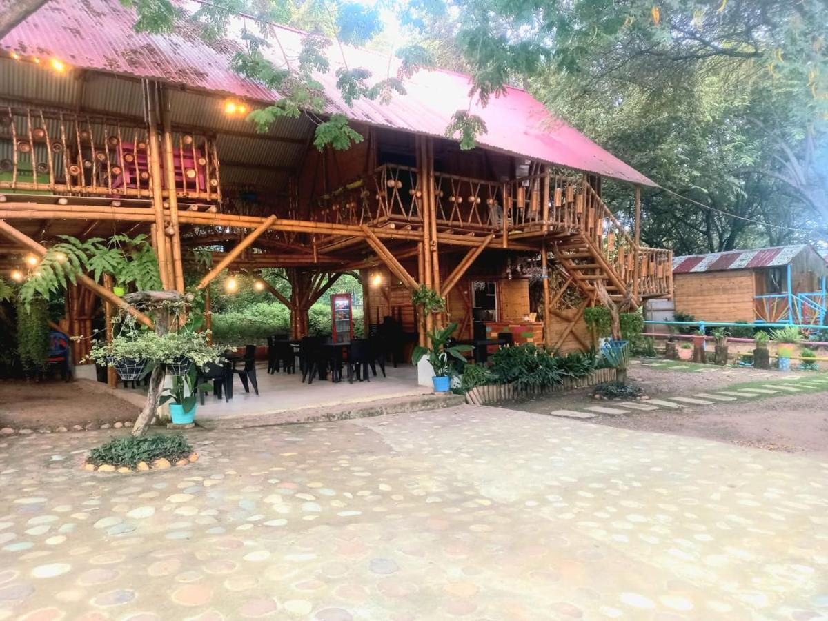 Avani Del Desierto Villavieja Exterior foto